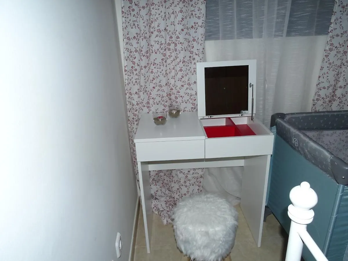 Apartamento Piscina Viena روساس 0*,